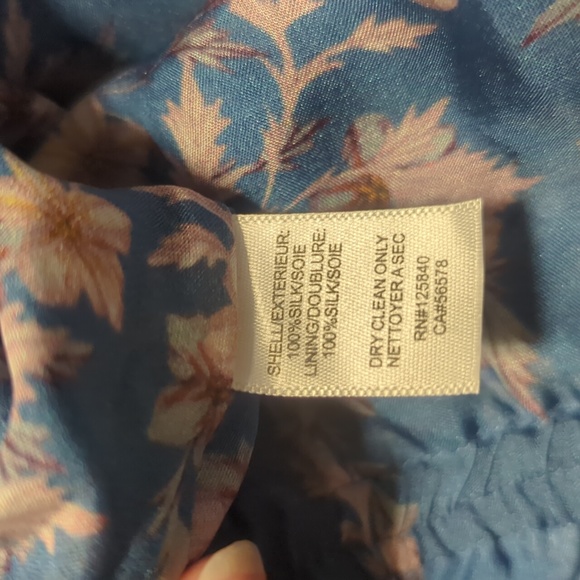 Intermix blue floral 100% silk blouse - Picture 10 of 12